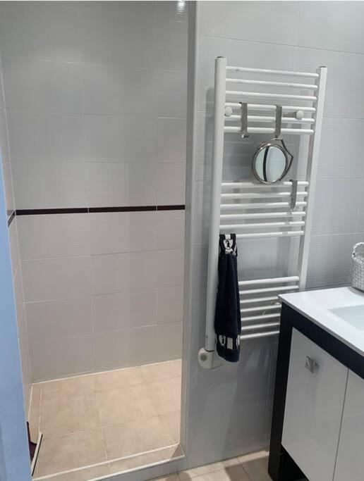 La Petite Perle Apartment Коголен Екстериор снимка